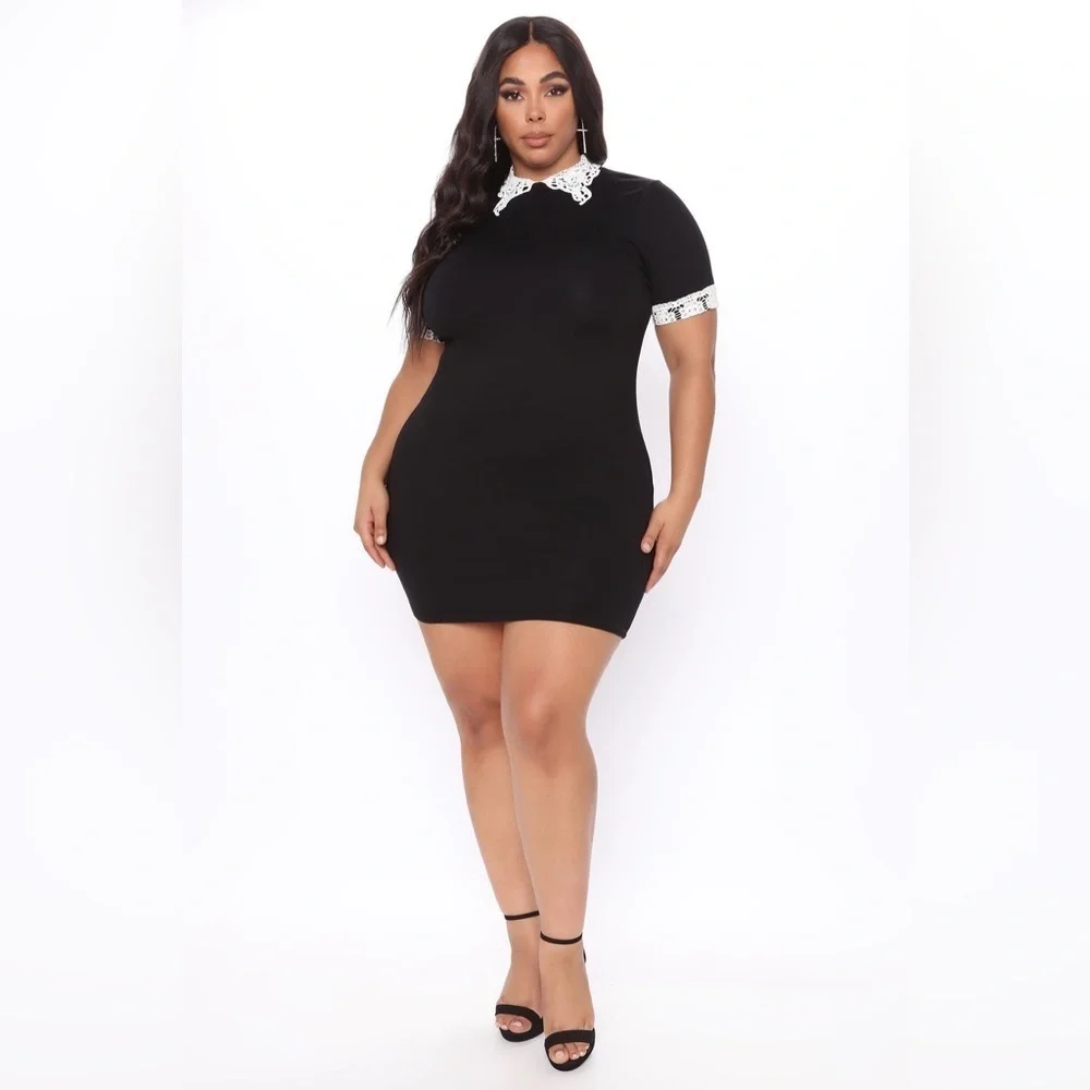 Wednesday Collar Body Sculpting Dress - Black/Ivory NWT 109.00 Costume